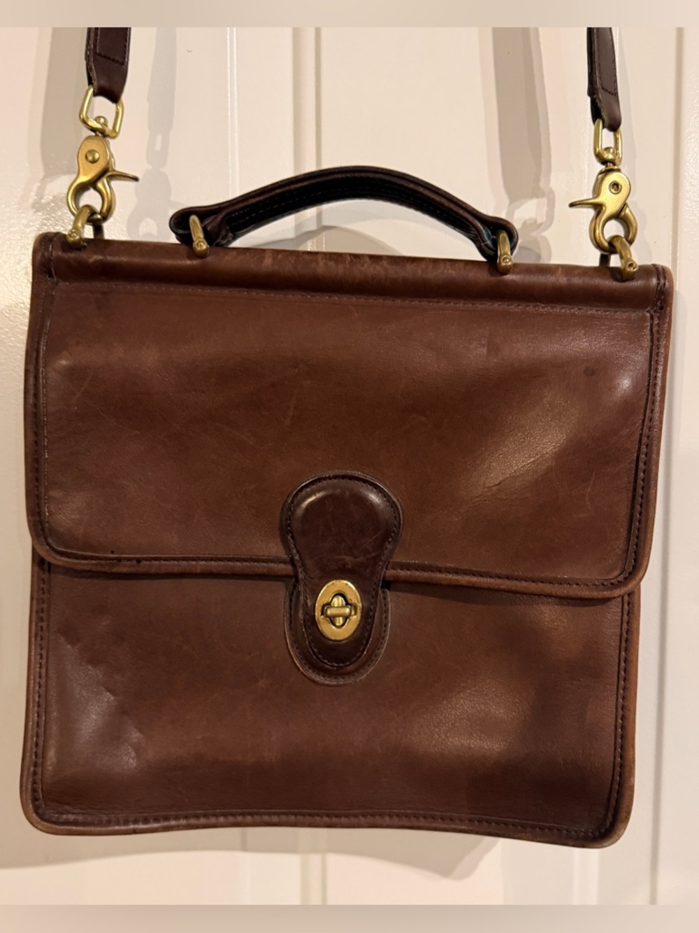 Vintage Coach Station crossbody bag brown leather turn lock closure